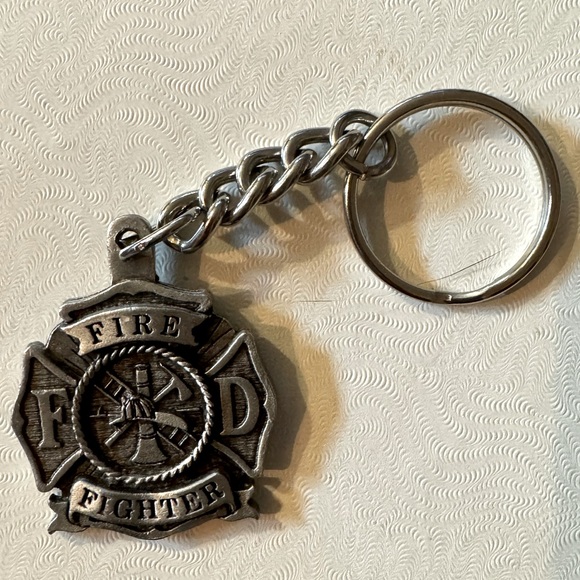 Pewter Firefighter Logo Keychain - Picture 1 of 2